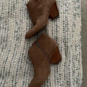 COPY - Women Frye boots